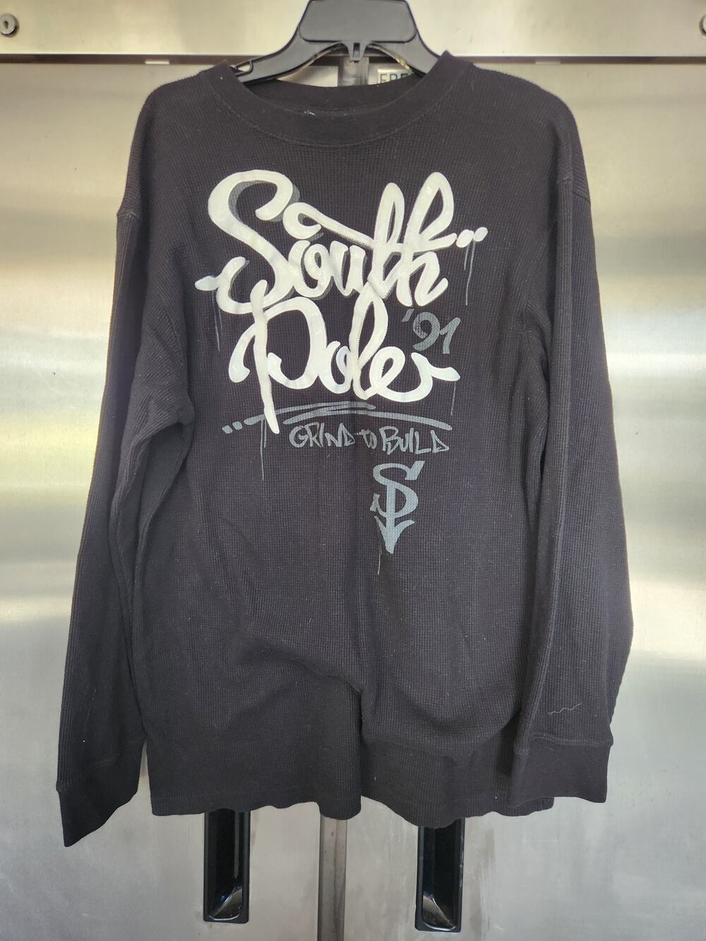 Southpole Mens Thermal Shirt XL Gray Waffle Knit Long Sleeve Graffiti Logo Y2K